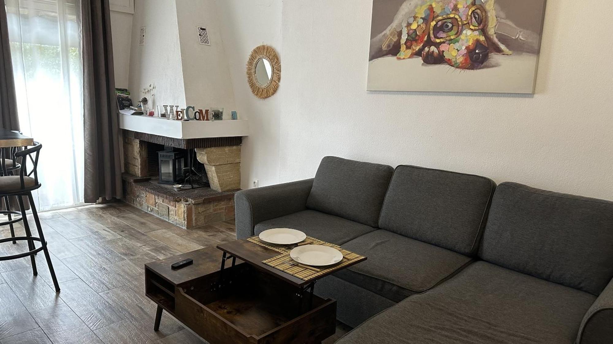 Apartement Maenat Borgo  Bagian luar foto